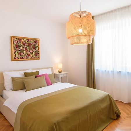 Julie City Centre Porec Apartment Exterior photo