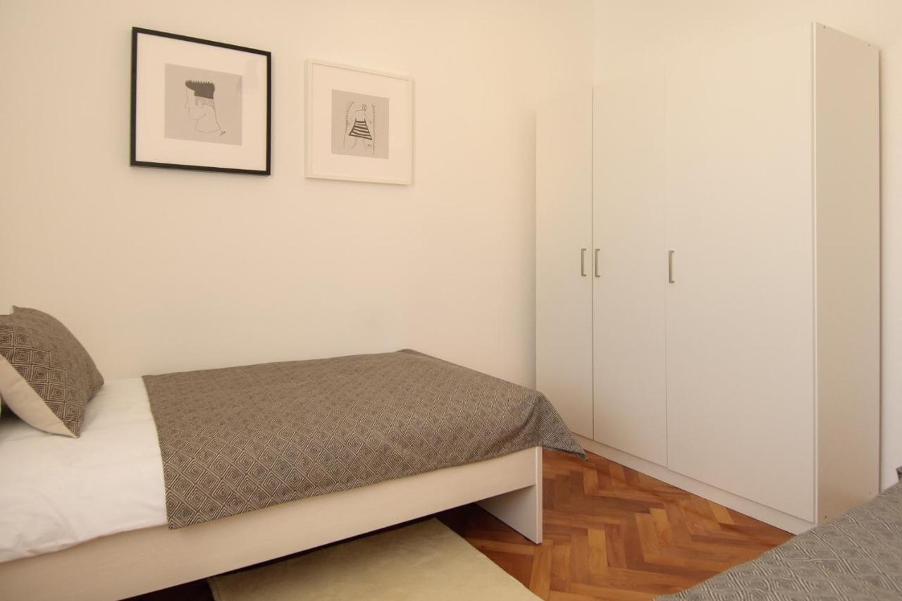 Julie City Centre Porec Apartment Exterior photo